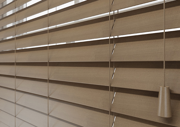 Kolsva, Tawny Oak - Venetian Blind - Image 4
